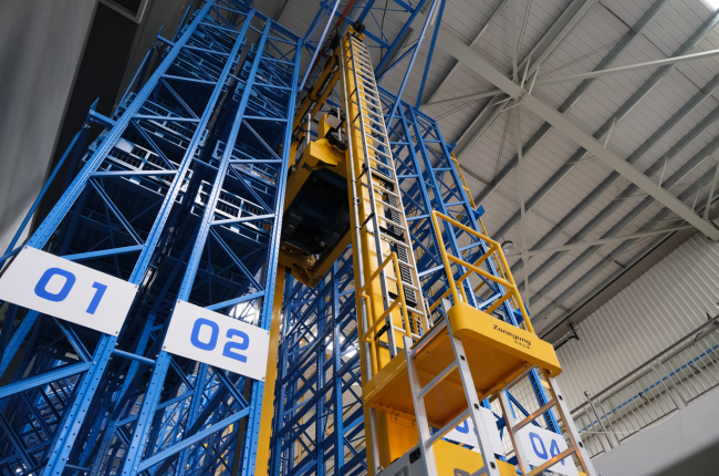 念初機械?中揚立庫：輕量化設計方案實現倉庫精準存取